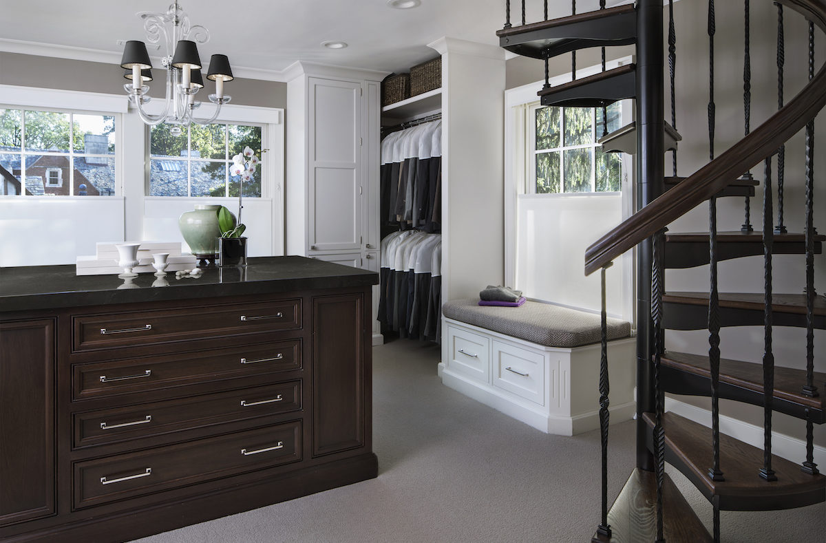 Custom Closet Cabinets