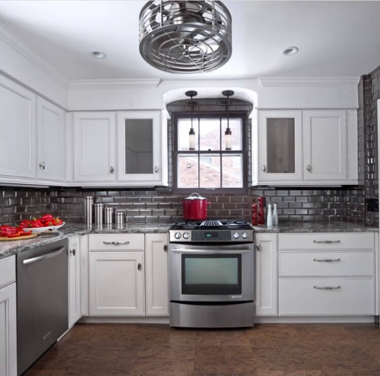 High Contrast Kitchen 3