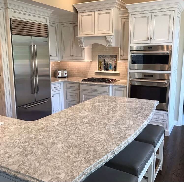 Medium Contrast Kitchen 2