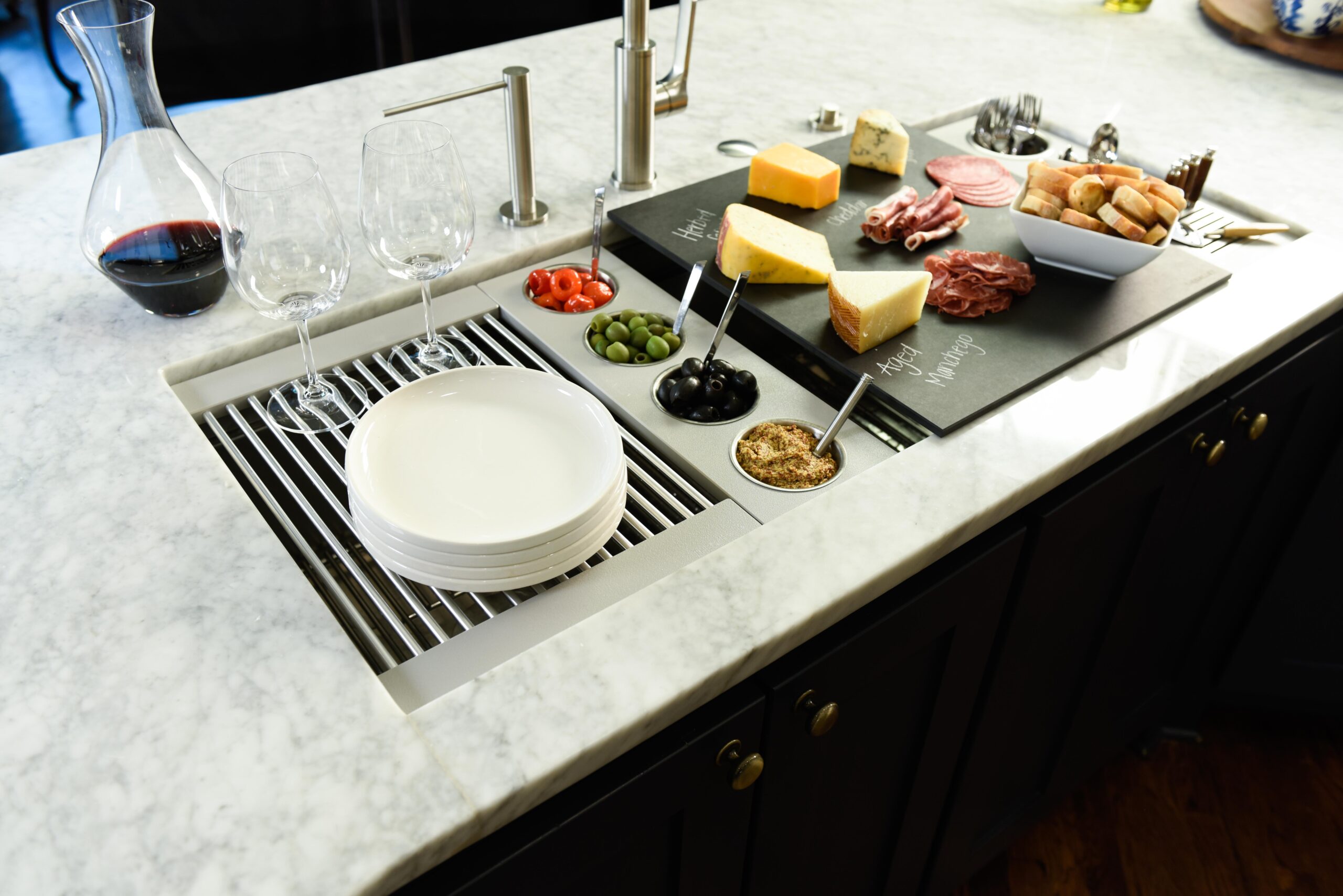 Entertain At The Iws4sgr